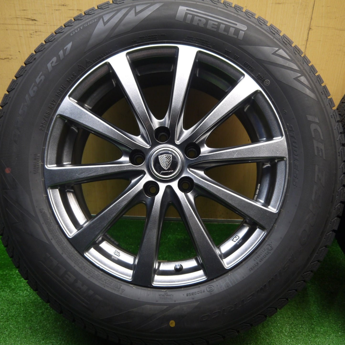 バリ溝！24年！9.5分以上★スタッドレス 225/65R17 ピレリ アイスゼロ アシンメトリコ MANARAY SPORT マナレイ スポーツ 17インチ PCD114.3/5H★5111201Hス