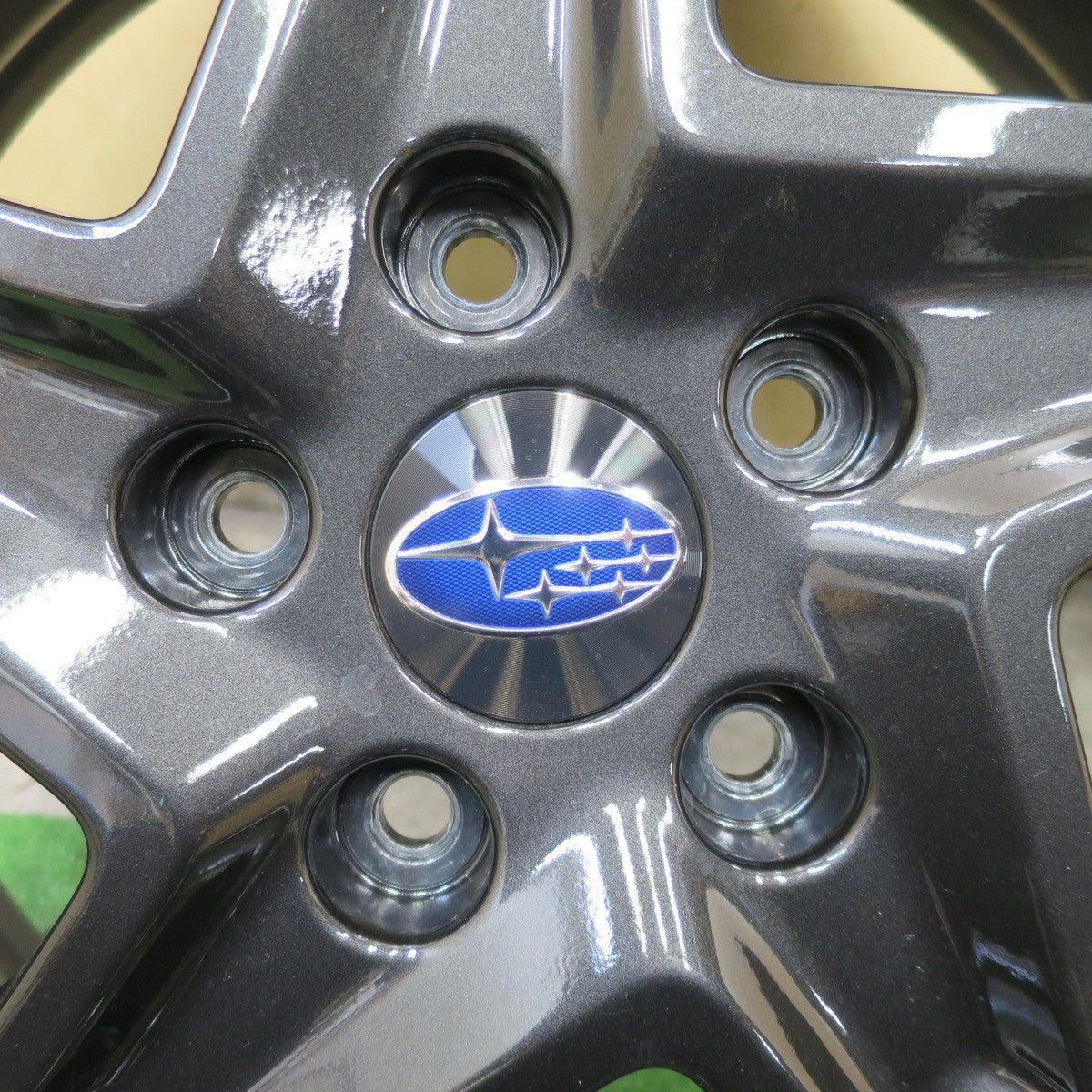 新車外し◎スバル クロストレック リミテッド 純正 ホイール 18インチ 18×7J PCD114.3/5H◎6082101NGホ