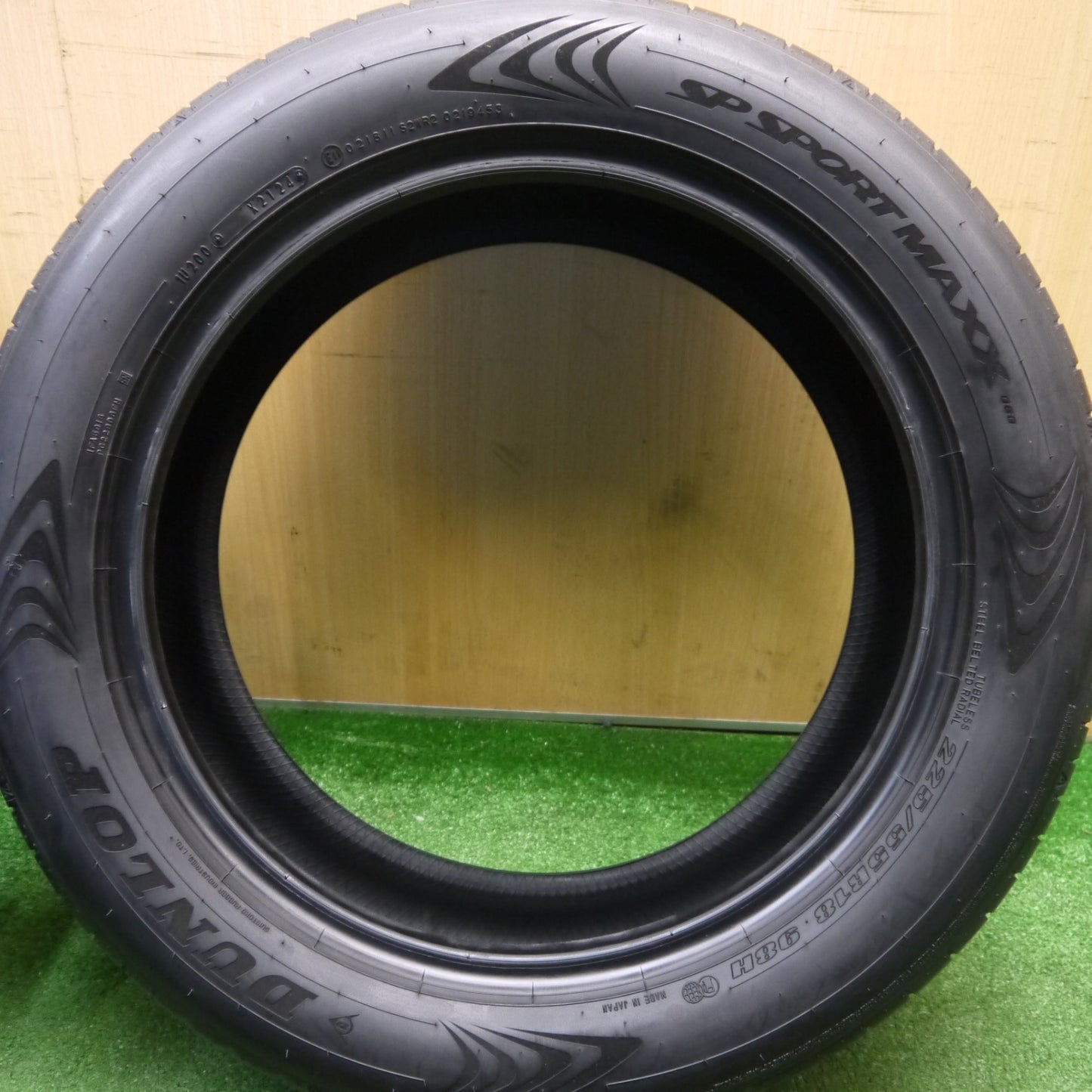 バリ溝！24年！9分★225/55R18 ダンロップ SPスポーツマックス 060 タイヤ 18インチ レクサス LBX ZR-V フォレスター 等★6020908Hノタ