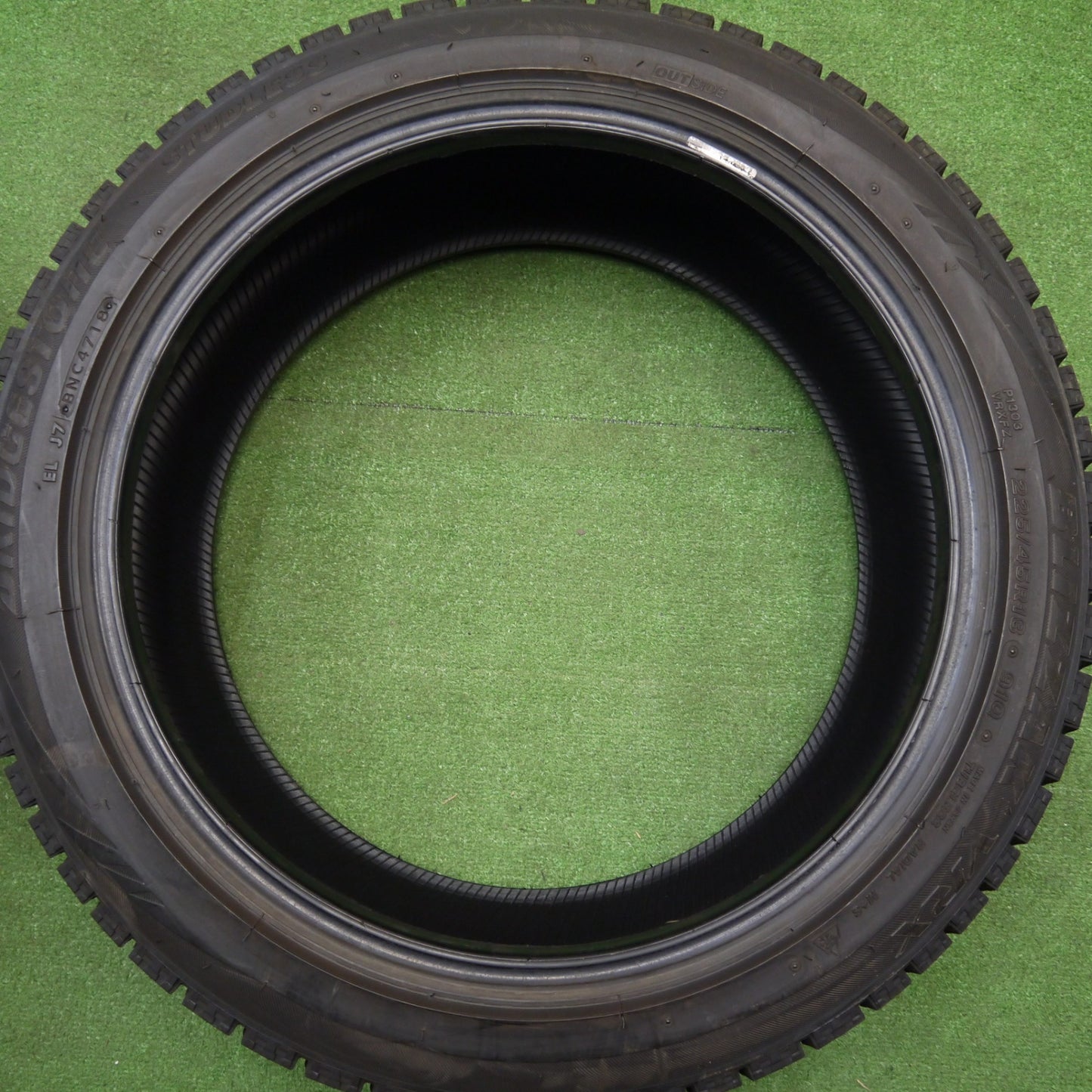 バリ溝！9.5分★スタッドレス 225/45R18 ブリヂストン ブリザック VRX タイヤ 18インチ クラウン マークX レヴォーグ インプレッサ 等★5120202Hスタ