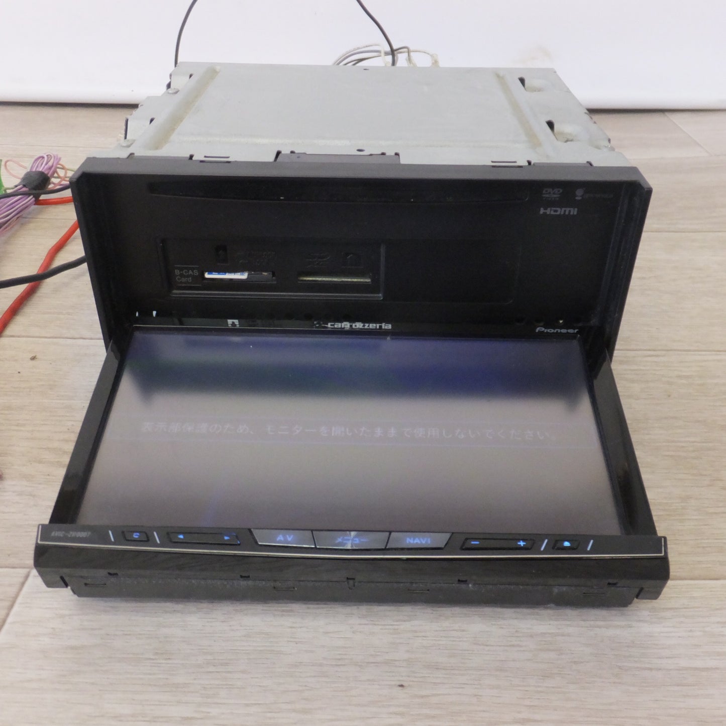 [送料無料] ★カロッツェリア carrozzeria AV一体型HDDナビゲーション サイバーナビ AVIC-ZH0007★