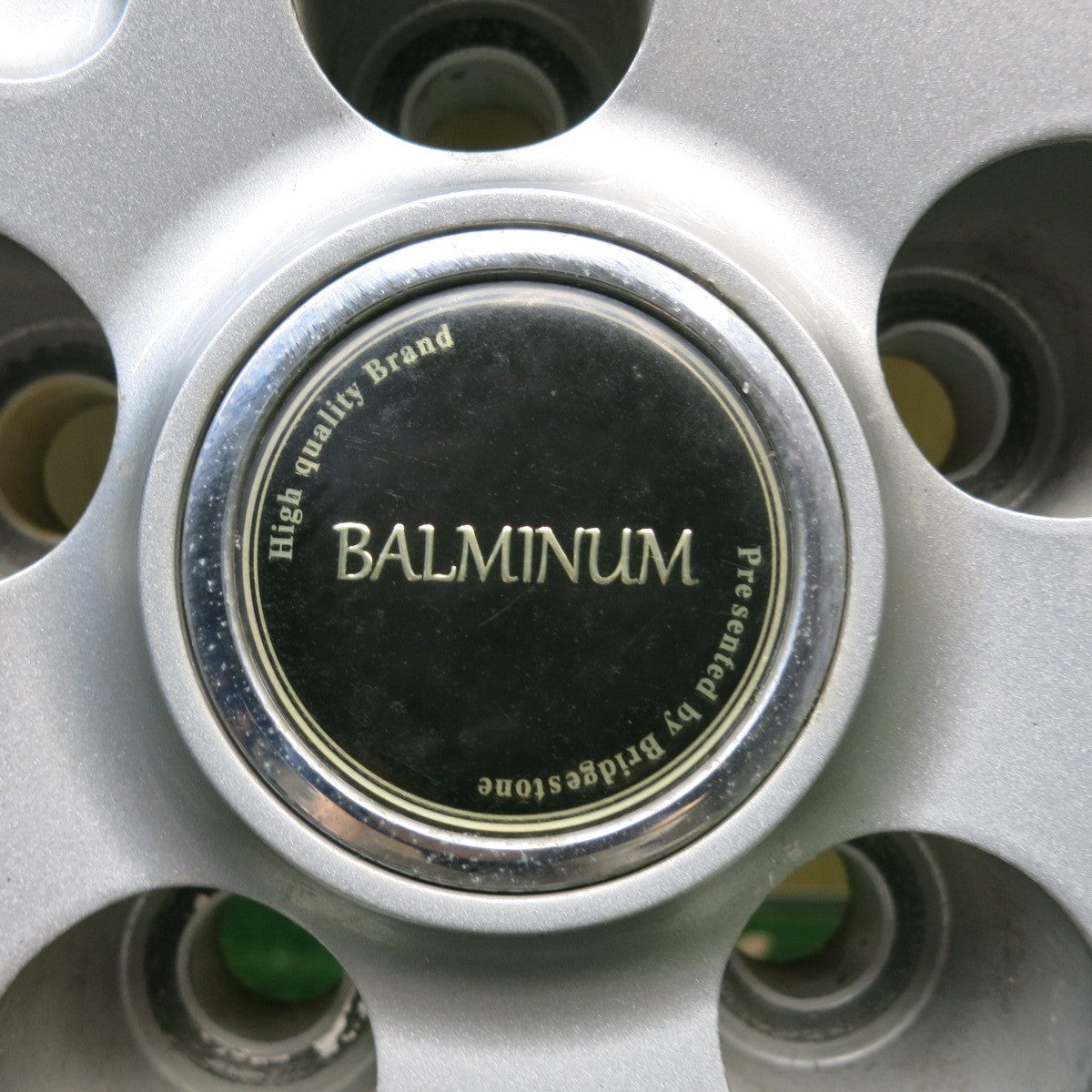バリ溝！キレイ！8.5分★スタッドレス 215/65R16 ブリヂストン ブリザック VRX2 BALMINUM GR6 バルミナ 16インチ PCD114.3/5H★6053009HAス
