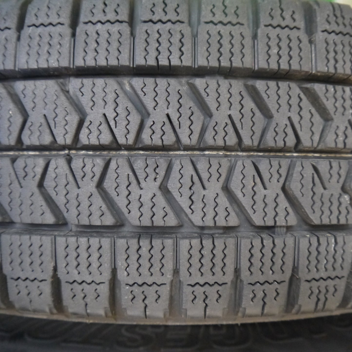 バリ溝！24年！9.5分◎トヨタ ハイエース 純正 スチール 185/75R15 106/104N スタッドレス ブリヂストン ブリザック W989 15インチ PCD139.7/6H◎6061008Hス