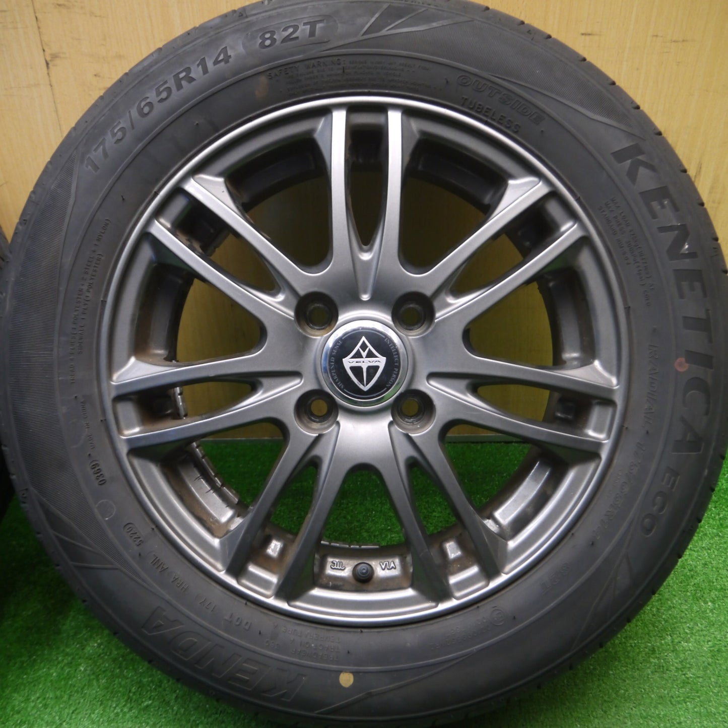[送料無料] 4本価格！20年★175/65R14 ケンダ KENETICA ECO VELVA weds ヴェルヴァ 14インチ PCD100/4H★4102102Hノ