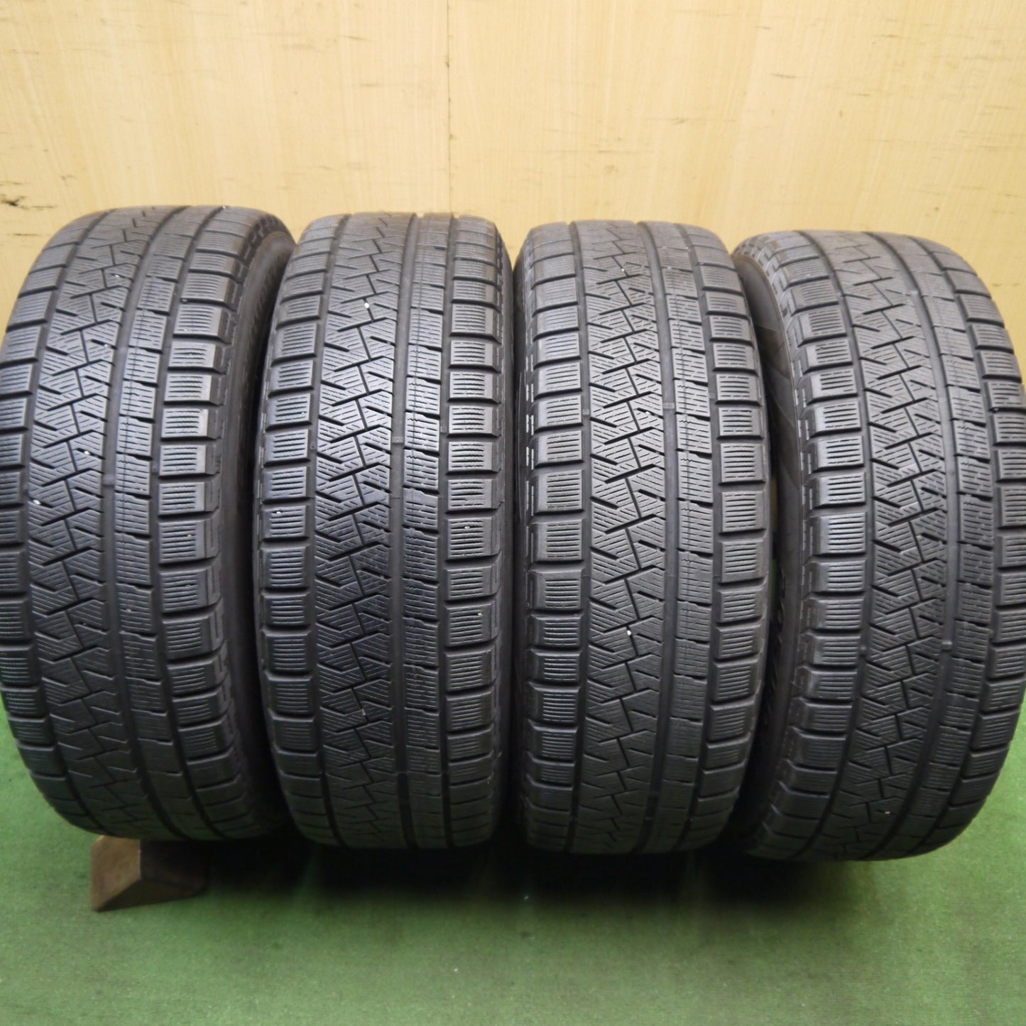 キレイ★BMW 等 MSW O・Z 205/60R16 スタッドレス ピレリ アイスアシンメトリコ 16インチ PCD120/5H OZ★3101607TNス