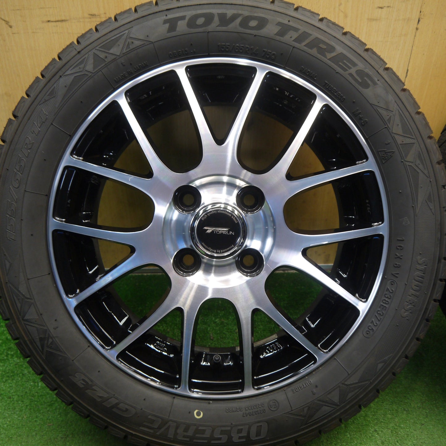 バリ溝！25年！キレイ！ほぼ10分◎スタッドレス 155/65R14 トーヨー オブザーブ GIZ3 TOPRUN トップラン 14インチ PCD100/4H◎6070103Hス