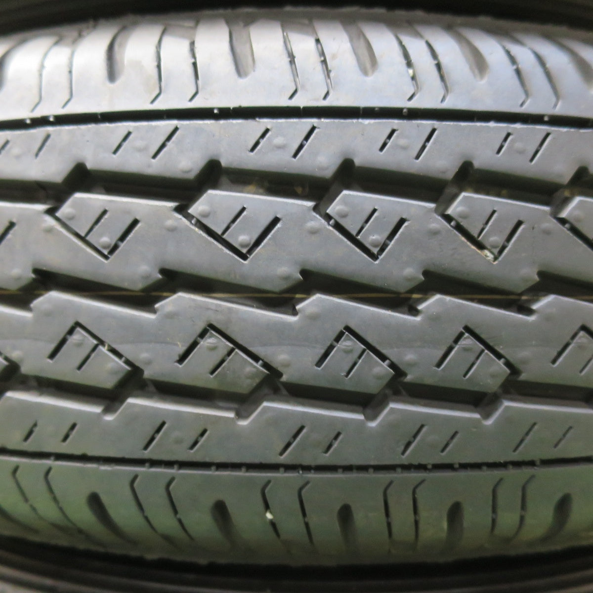 バリ溝！23年！9.5分以上★ダイハツ ハイゼット アトレー 等 純正 スチール 145/80R12 80/78N ブリヂストン K370 12インチ PCD100/4H★5103013イノ
