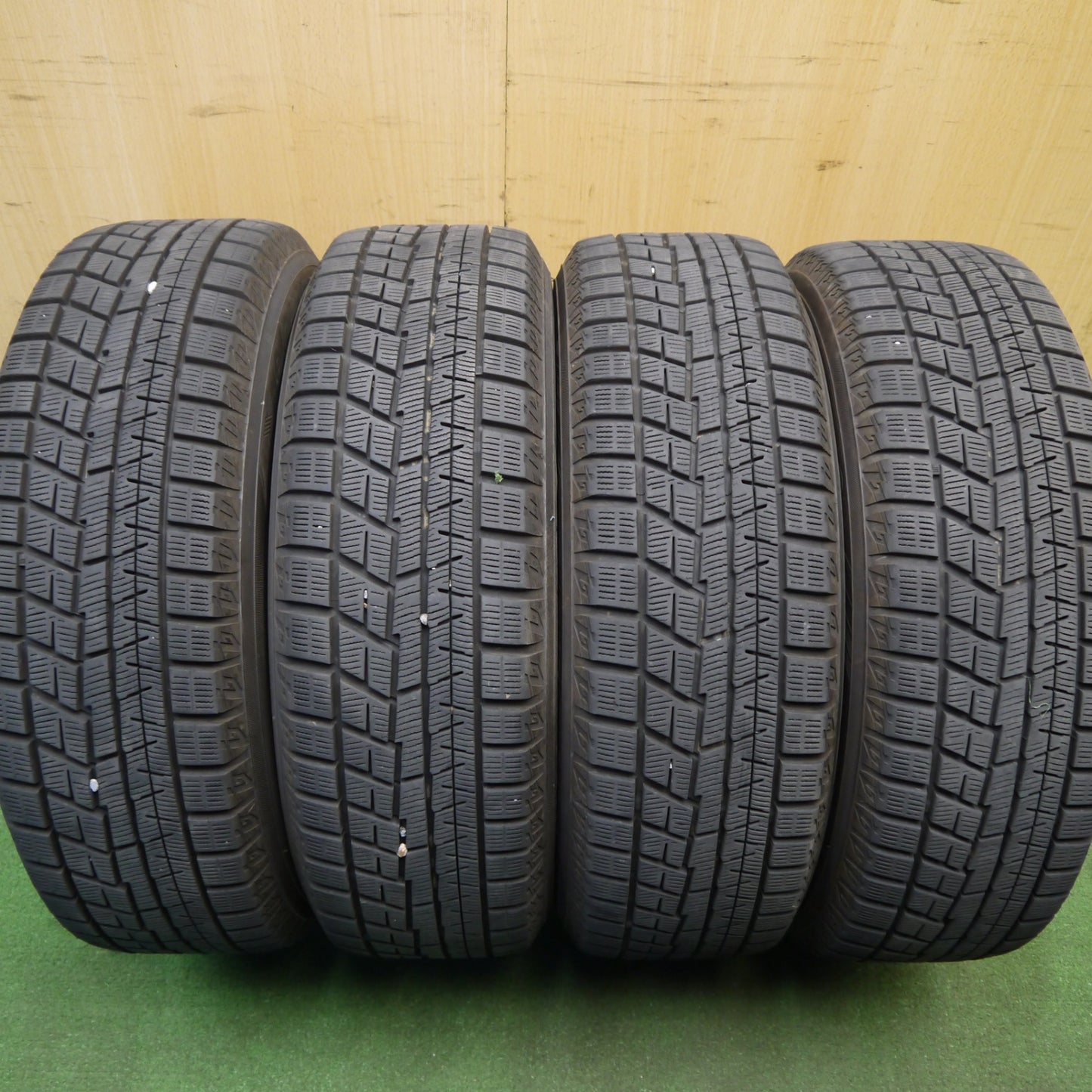 バリ溝！23年！キレイ！9分★スタッドレス 185/60R15 ヨコハマ アイスガード iG60 SCHNEIDER MiD シュナイダー 15インチ PCD100/4H★6030904Hス