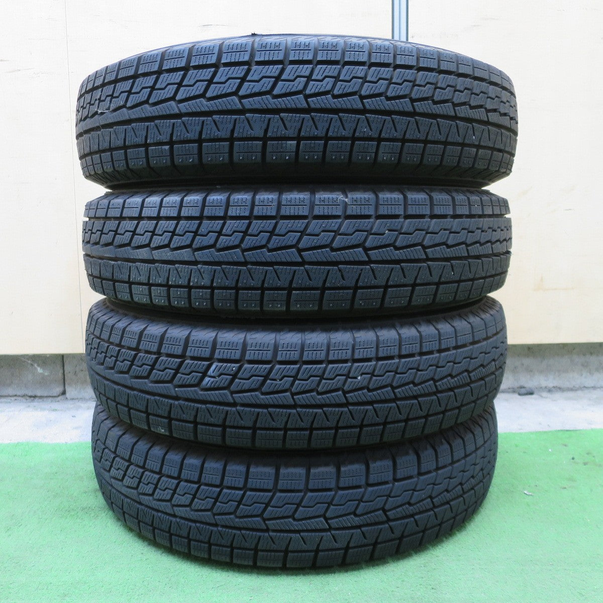 バリ溝！25年！ほぼ10分◎スタッドレス 145/80R13 ヨコハマ アイスガード iG70 タイヤ 13インチ タント N-BOX ムーブ ワゴンR スペーシア 等◎6081207NGスタ