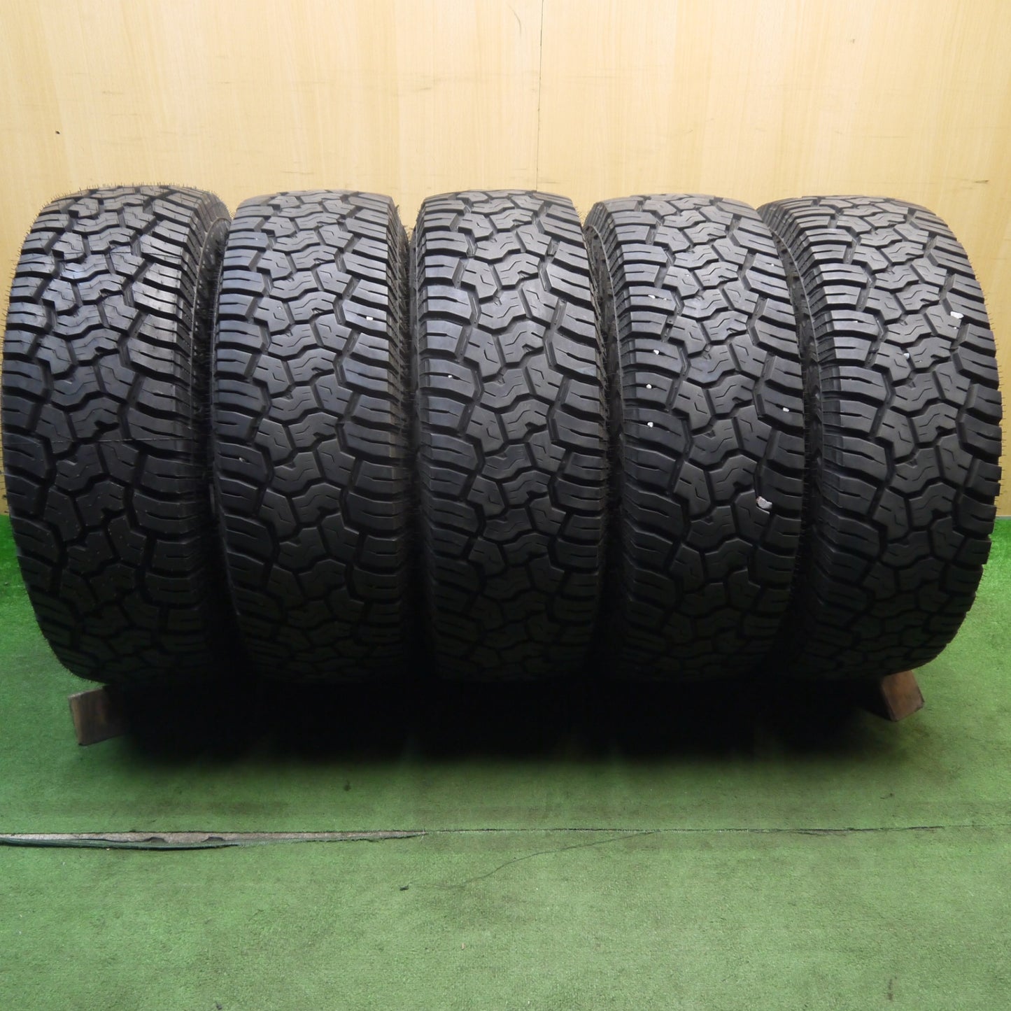 未使用！22年！キレイ！5本★ジープ 等 RAYS DAYTONA M9 285/70R17 121/118Q 10PR ヨコハマ ジオランダー X-AT レイズ デイトナ 17インチ PCD127/5H★6060304KKノ