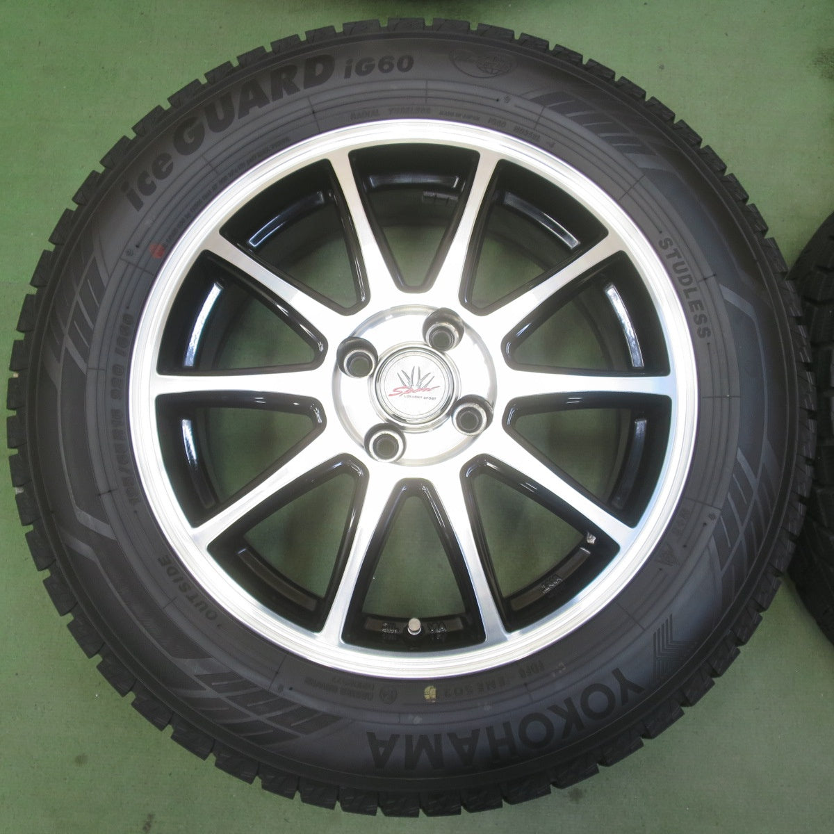 バリ溝！9.5分◎LOXARNY SPORT 195/65R16 スタッドレス ヨコハマ アイスガード iG60 ロクサーニ スポーツ 16インチ PCD100/4H◎6083114イス