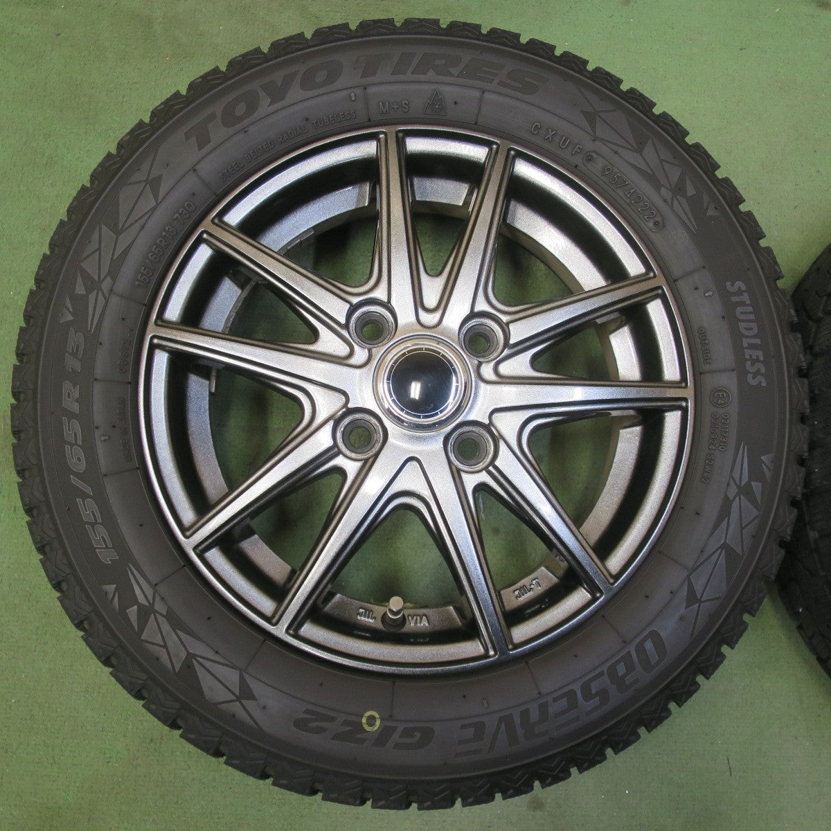 バリ溝！22年！キレイ！8.5分◎スタッドレス 155/65R13 トーヨー オブザーブ GIZ2 社外 アルミ 13インチ PCD100/4H◎6081205イス