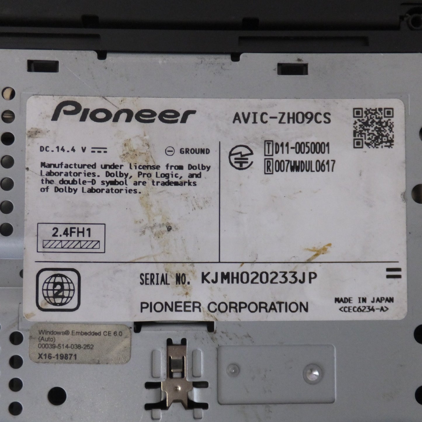 [送料無料] ★カロッツェリア carrozzeria AV一体型ナビ サイバーナビ AVIC-ZH09CS(32★