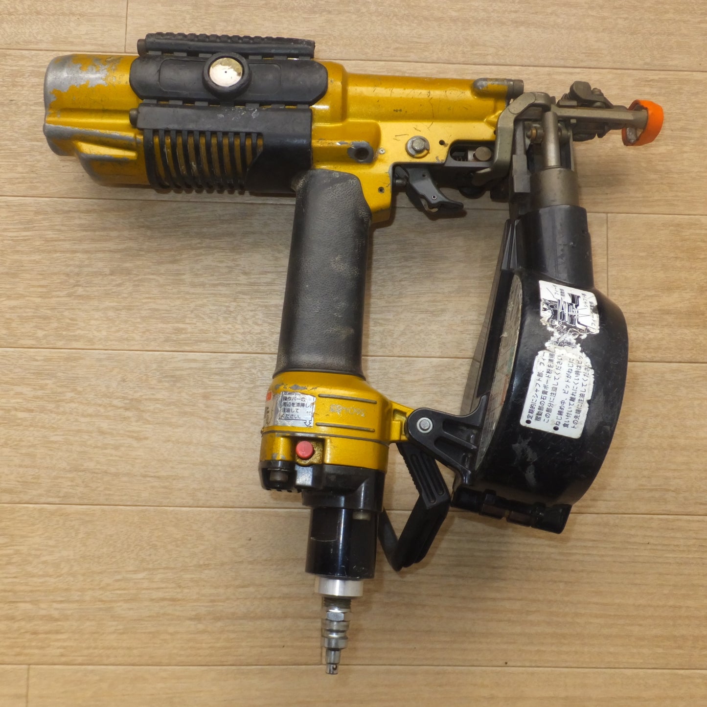 [送料無料] ★日立 HITACHI 高圧ねじ打機 4mm WF4H　高圧 エアーツール　木下地用 鋼製下地用★