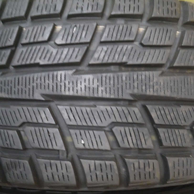 [送料無料] キレイ！★スタッドレス 225/60R17 ヨコハマ ジオランダー i/T-S LAYCEA レイシア 17インチ PCD100★2060305Hス