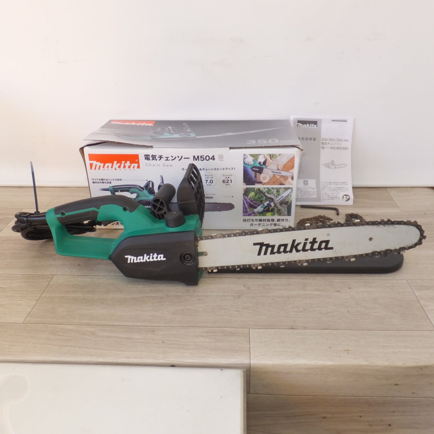 [送料無料] ★マキタ makita 350mm 電気チェンソー M504　100V～ 8.1A 50-60Hz 770W★