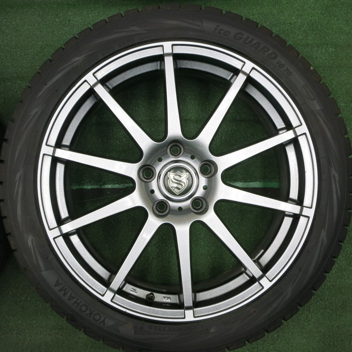 *送料無料* バリ溝！22年！9.5分★スタッドレス 225/45R18 ヨコハマ アイスガード iG70 社外 アルミ 18インチ PCD114.3/5H★4040905TNス