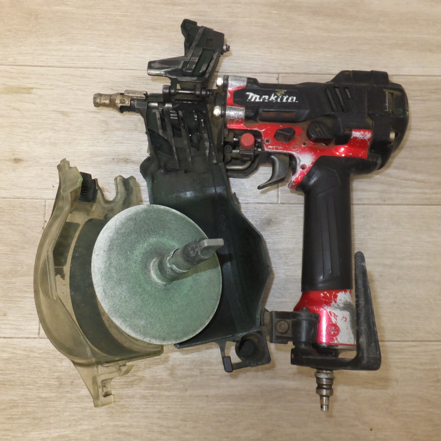 [送料無料] ジャンク★マキタ makita 50mm 高圧エア釘打 AN534H　使用空気圧 1.18～2.26MPa★