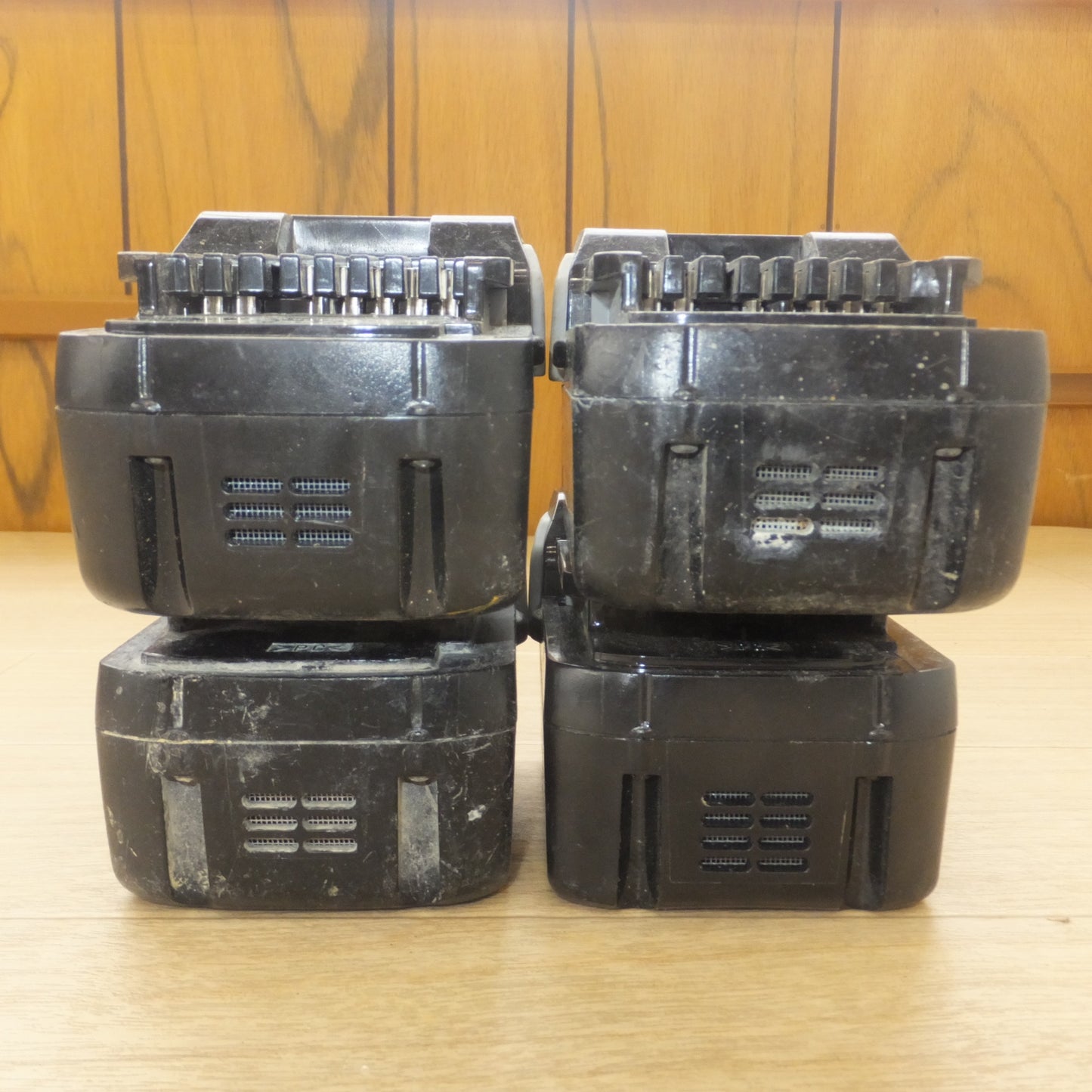 [送料無料] ★日立 HITACHI 蓄電池 BSL1430　DC14.4V 3.0Ah 44Wh Li-ion　4個 セット★
