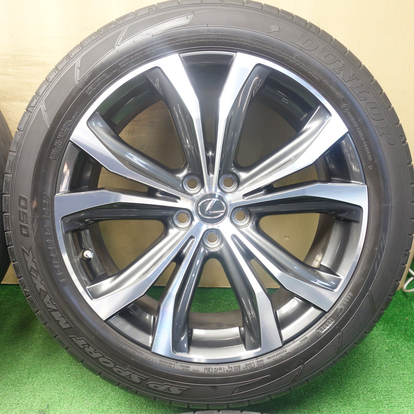 センサー付！キレイ★レクサス RX バージョンL 純正 235/55R20 ダンロップ SPスポーツマックス 050 20インチ PCD114.3/5H★6030701KTノ