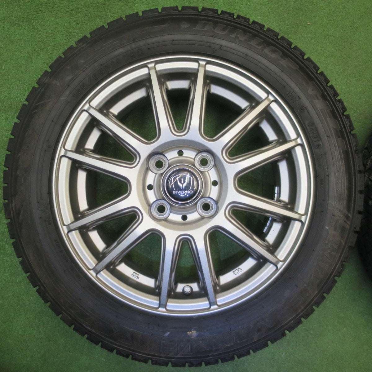 バリ溝！キレイ！9.5分以上★スタッドレス 165/65R14 ダンロップ ウインターマックス 03 INVERNO 社外 アルミ 14インチ PCD100/4H★6021902NJス