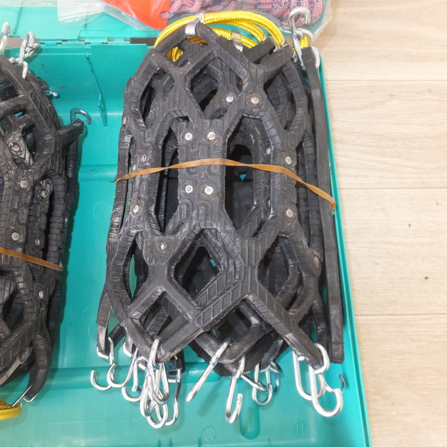[送料無料] ★オーツタイヤ OHTSU 高性能ラバーチェーン マイティネット MIGHTY NET E Type EM-5 乗用車用　非金属チェーン★