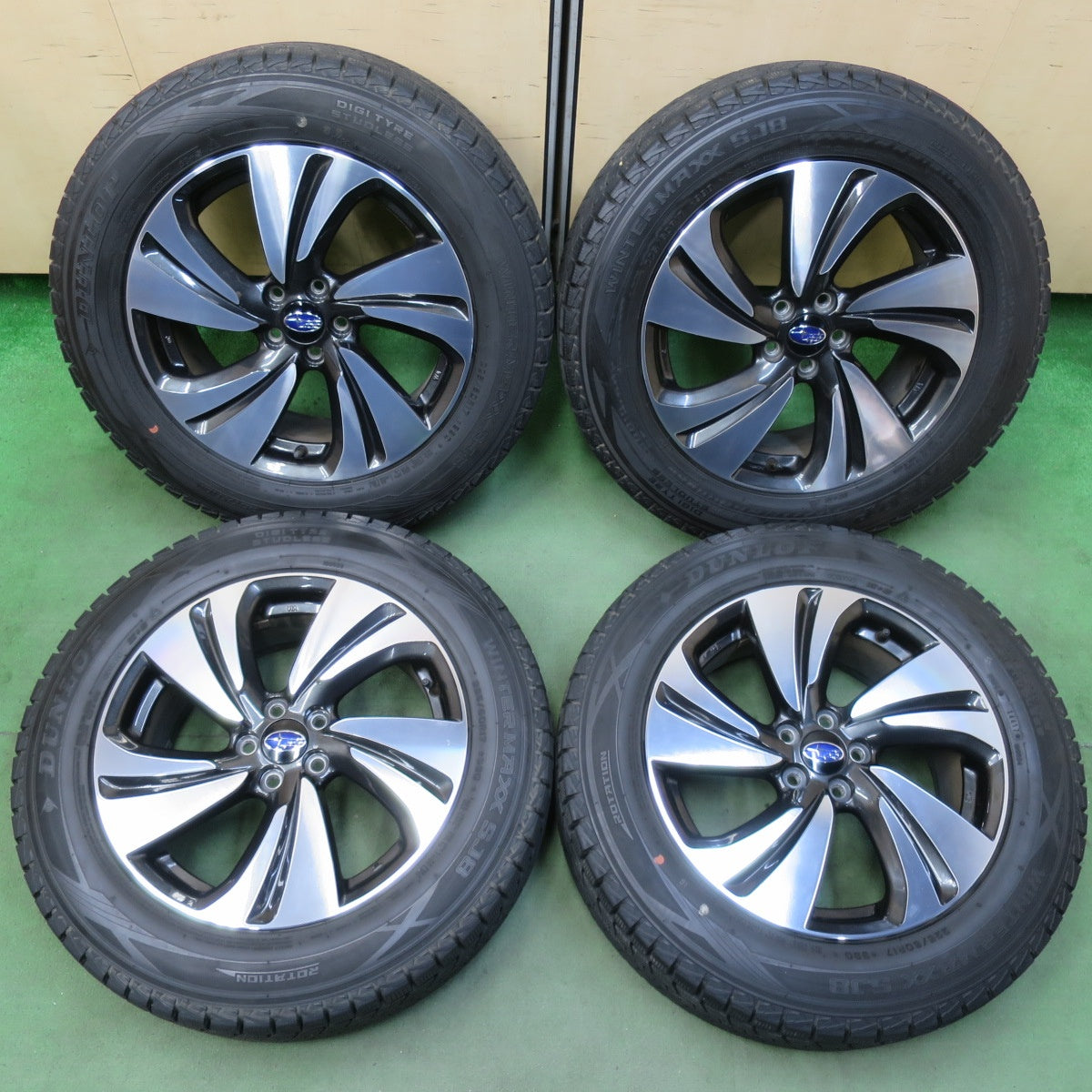 バリ溝！キレイ！9.5分★スバル XV 純正 225/60R17 スタッドレス ダンロップ ウインターマックス SJ8 17インチ PCD100/5H★5111212イス