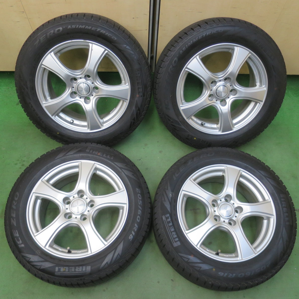 バリ溝！22年！9分★スタッドレス 205/60R16 ピレリ アイスゼロ アシンメトリコ VIOLENTO ヴィオレント 16インチ PCD114.3/5H★6021406イス