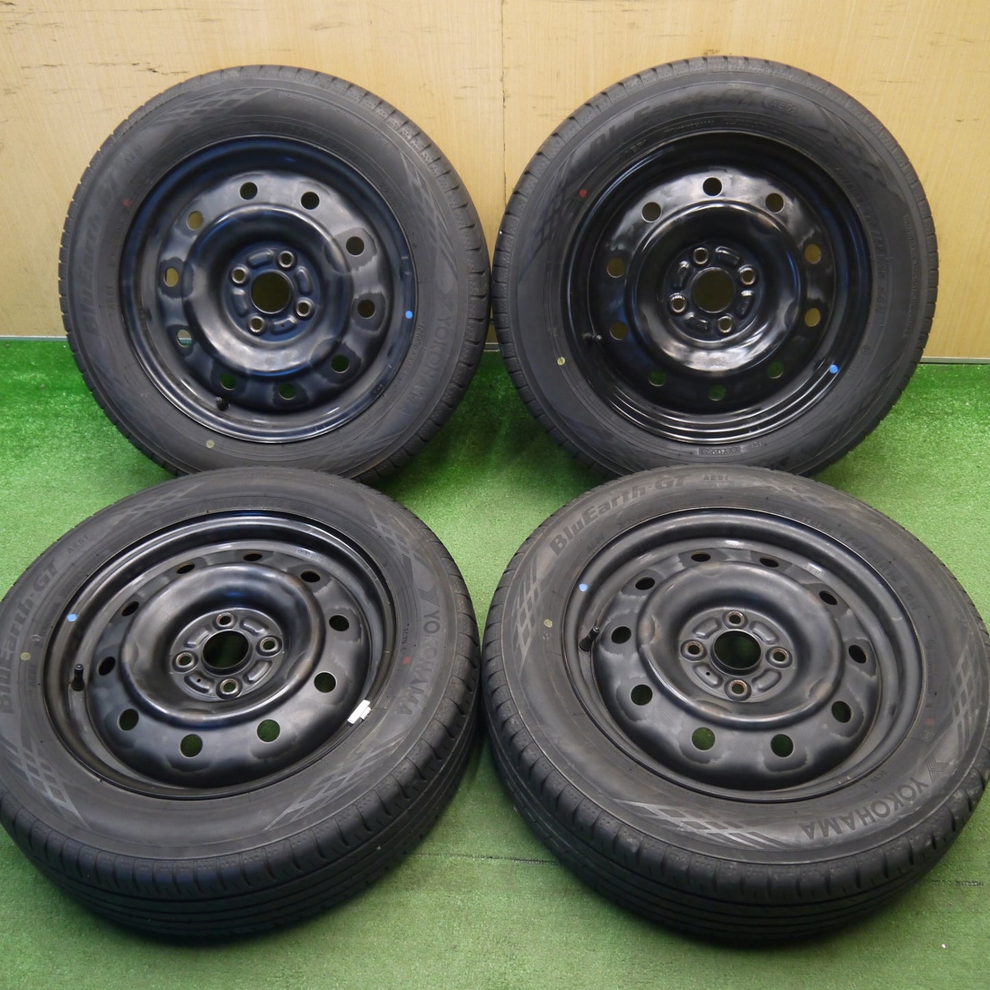 バリ溝！8.5分★175/65R15 ヨコハマ BluEarth-GT AE51 TOPY スチール ホイール ブルーアース 15インチ PCD100/4H★6033002Hノ