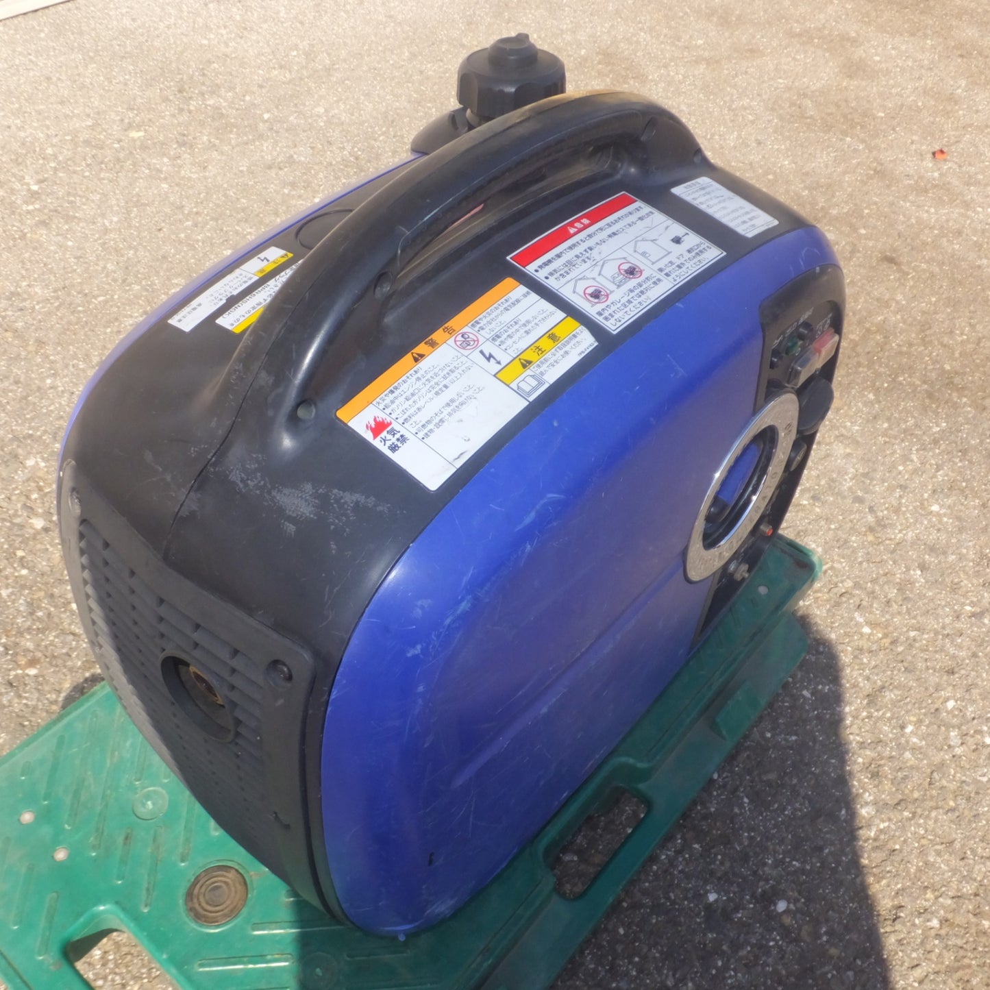 [送料無料] 岐阜発★ヤンマー YANMAR 防音型 ガソリンインバータ発電機 G1600iS　100V 16A 1.6kVA 50/60Hz 単相★