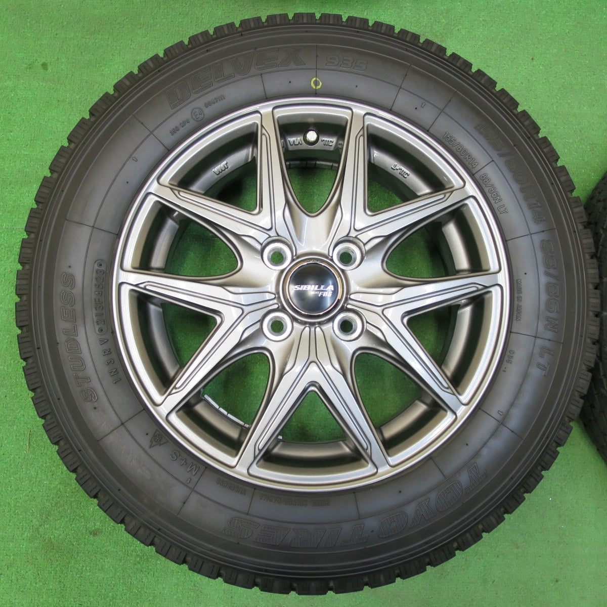 *送料無料* バリ溝！23年！キレイ！9.5分★スタッドレス 155/80R14 トーヨー デルベックス 935 SIBILLA NEXT F05 シビラ 14インチ PCD100/4H★4060509イス
