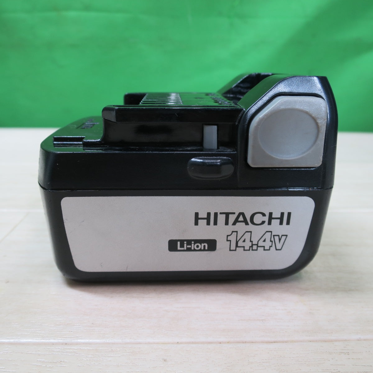 [送料無料] バッテリー2個付☆日立 コードレス インパクト ドライバ 14.4V WH14DKL 電動 工具 DIY ハイコーキ☆