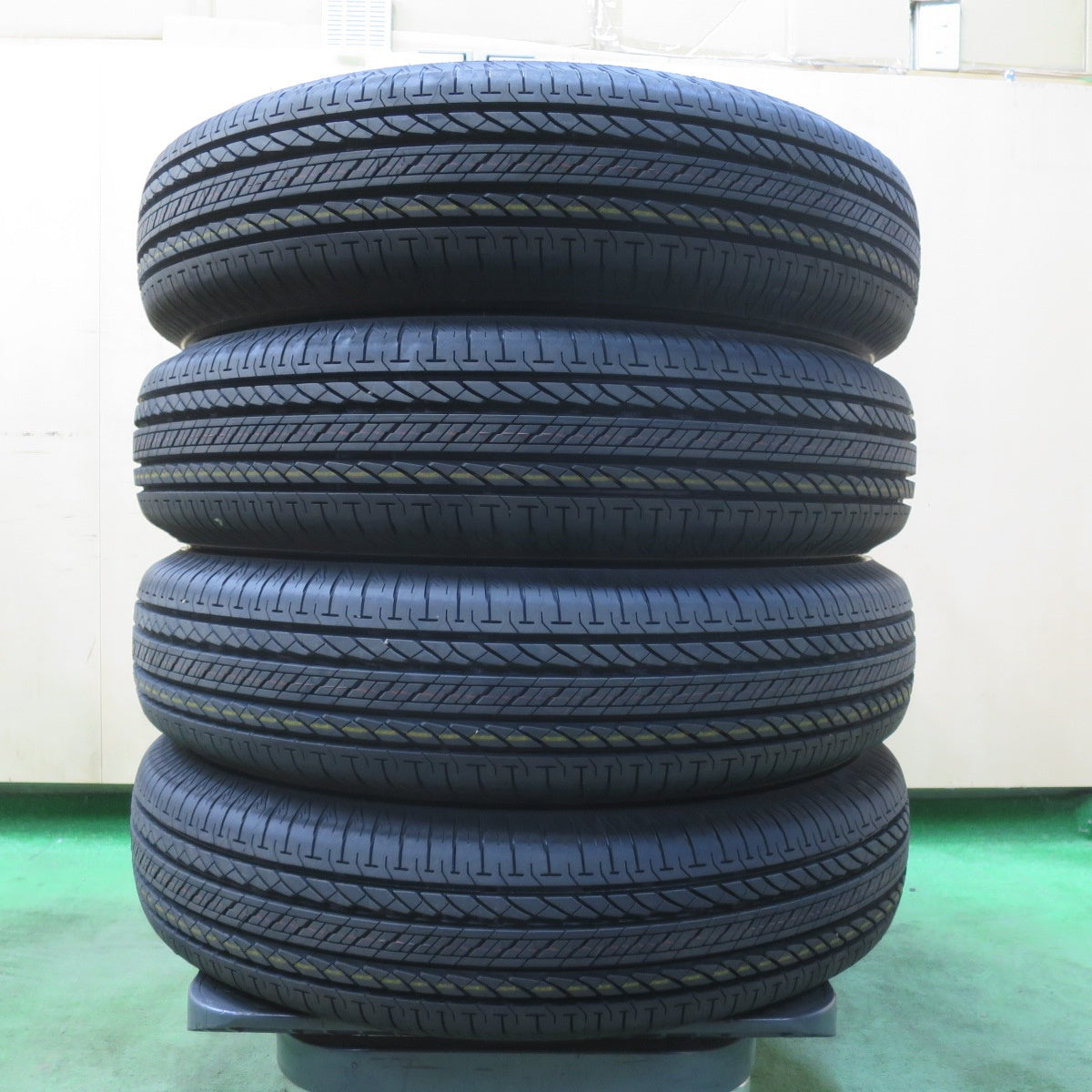 新車外し！25年★ジムニー 等 175/80R16 ブリヂストン デューラー H/L 852 DUELER タイヤ 16インチ★5122207イノタ