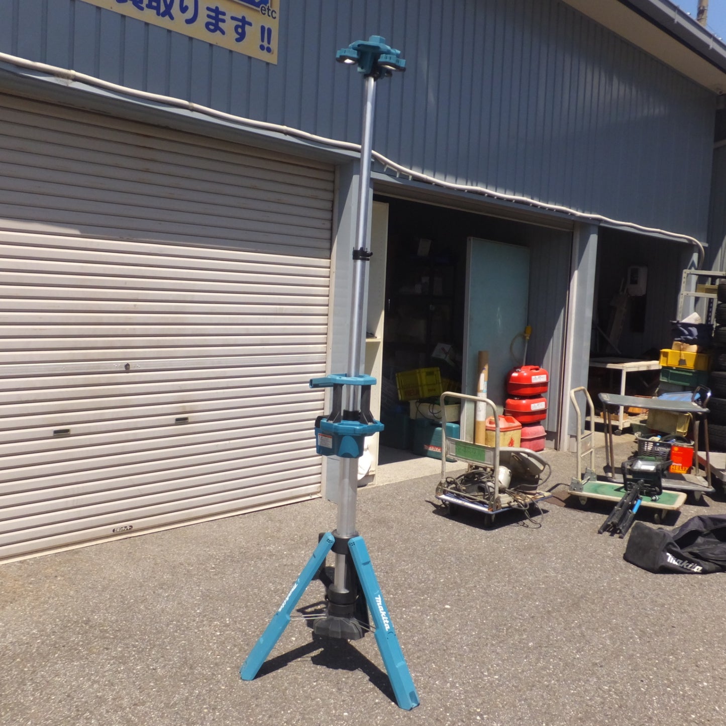 [送料無料] ★マキタ makita 充電式タワーライト ML814 14.4V/18V 本体のみ★