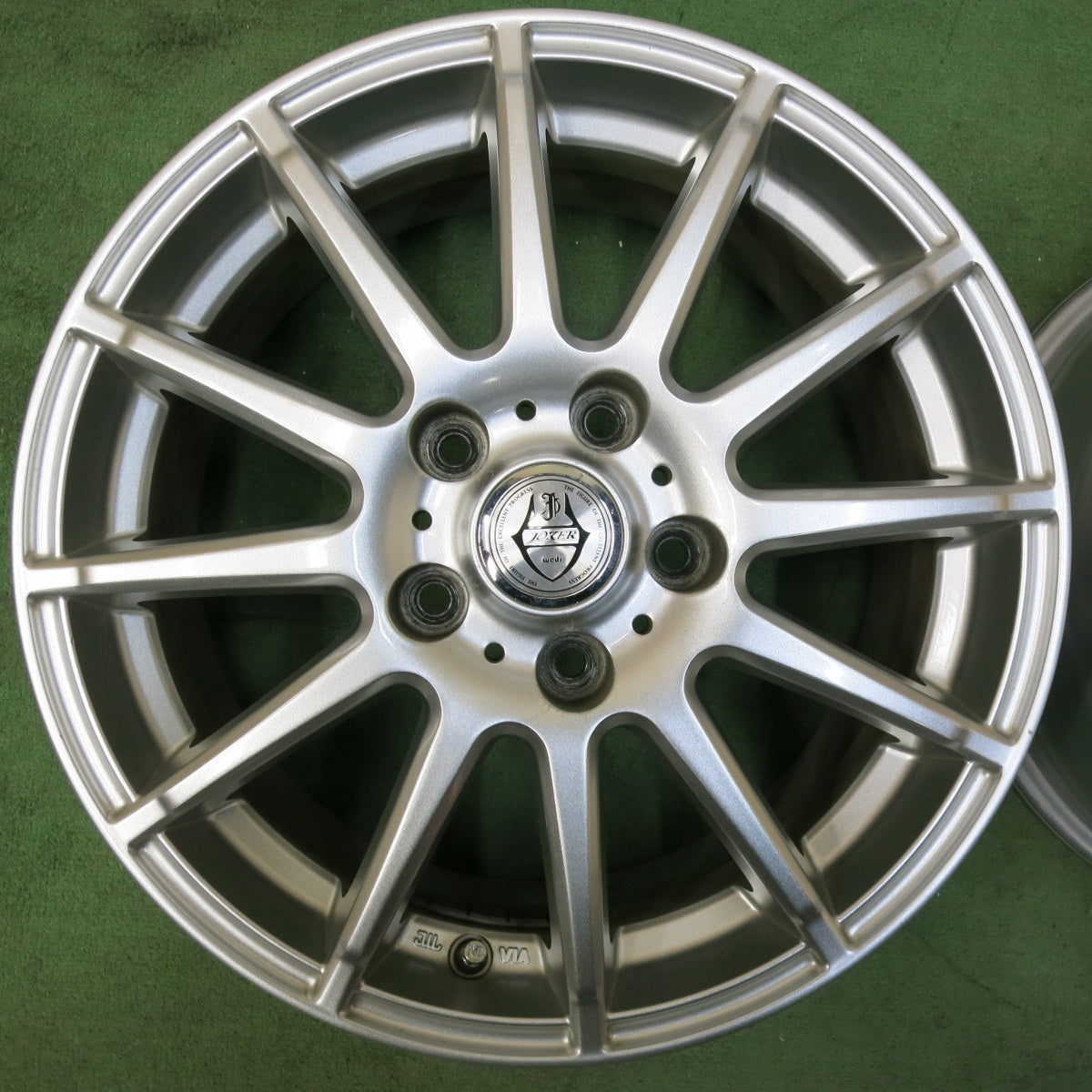 [送料無料] キレイ★JOKER weds ホイール 16インチ ジョーカー ウェッズ 16×6.5J PCD114.3/5H★5021404SYホ