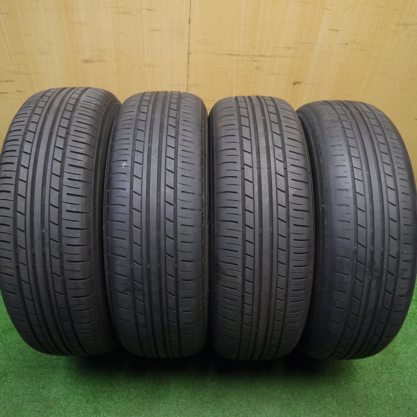 4本価格★トヨタ 60系 ノア ヴォクシー 純正 195/65R15 ヨコハマ エコス ES31 15インチ PCD114.3/5H★5111104Hノ