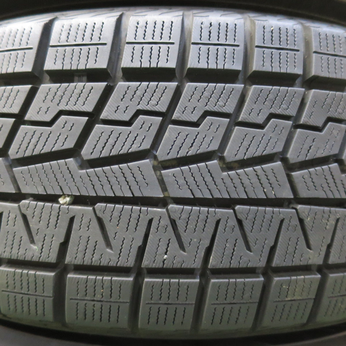 バリ溝！23年！9.5分以上★スタッドレス 195/65R15 ヨコハマ アイスガード iG70 Tirado@ La-Strada 阿部商会 ティラード ラストラーダ 15インチ PCD114.3/5H★5101409イス