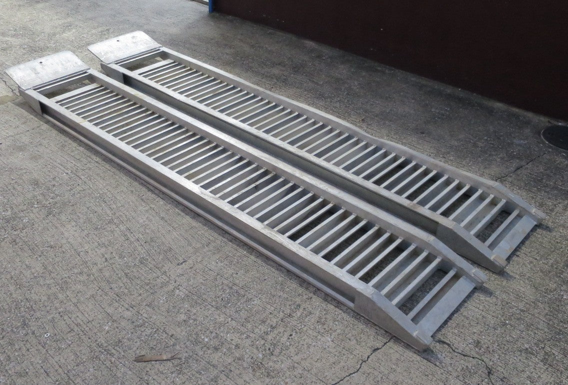 【愛知発 直接引取限定】2本セット◆昭和 ブリッジ アルミブリッジ SBAG 3.0ton 3ton 長さ 300cm 内巾 40cm バイク 農機 等◆