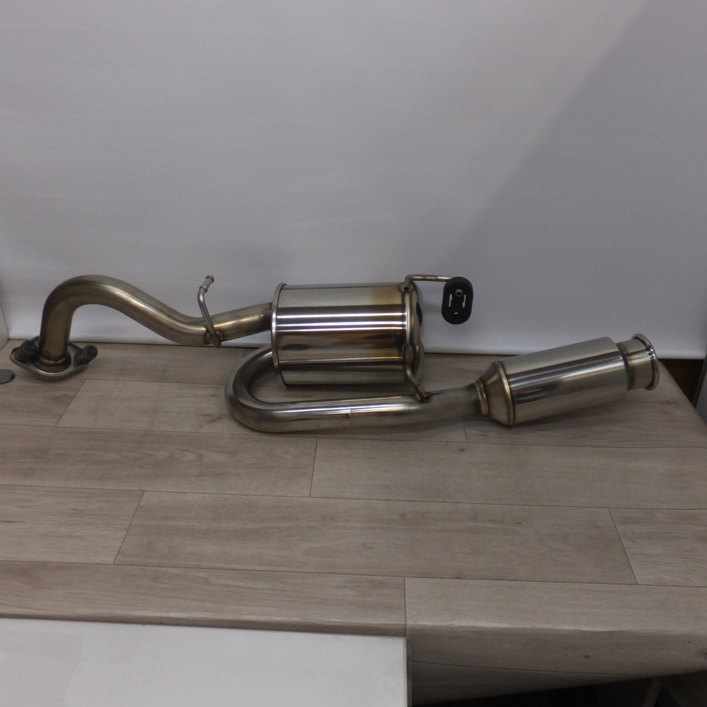 [送料無料] 岐阜発 キレイ★藤壷技研 フジツボ FUJITSUBO トヨタ アクア G's NHP10 オーソライズ マフラー A-R 1NZ-1LM★