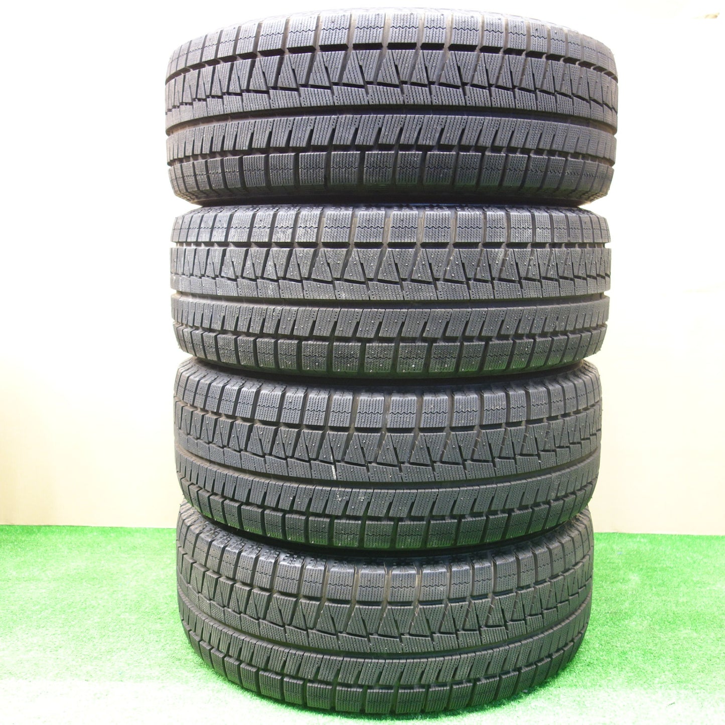 ほぼ未使用！キレイ★スタッドレス 205/55R16 ブリヂストン アイスパートナー2 Eurotech MANARAY SPORT ユーロテック マナレイ 16インチ PCD114.3/5H★5112702KTス