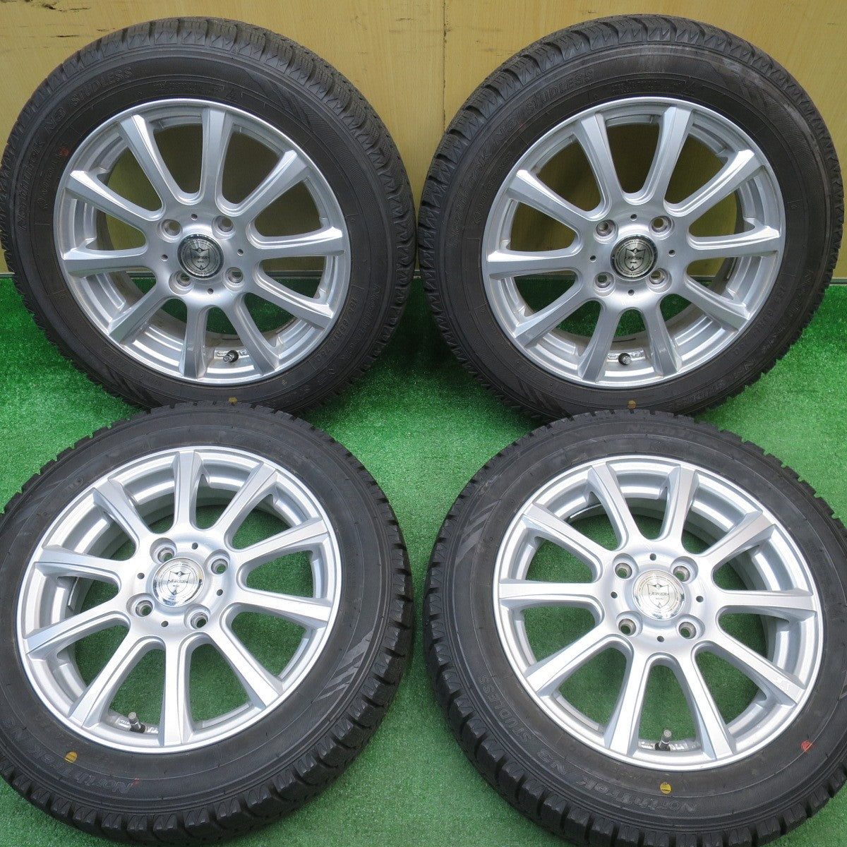 バリ溝！キレイ！9.5分★スタッドレス 155/65R14 オートバックス ノーストレック N3 JOKER ジョーカー 14インチ PCD100/4H★5112105NJス