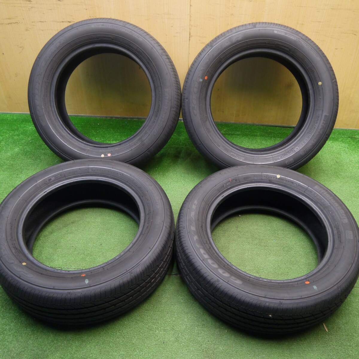 新車外し 24年★205/60R16 グッドイヤー EfficientGrip エフィシエントグリップ 16インチ ノア ヴォクシー等★5031707Hノタ