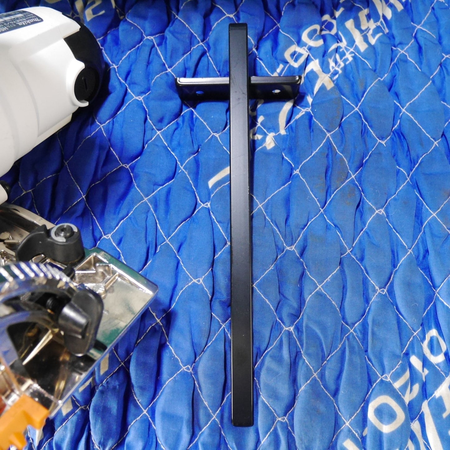 [送料無料] キレイ☆マキタ 165mm 充電式 マルノコ HS630D 電動 工具 切断機 丸のこ 丸ノコ 丸鋸 makita 木工用☆