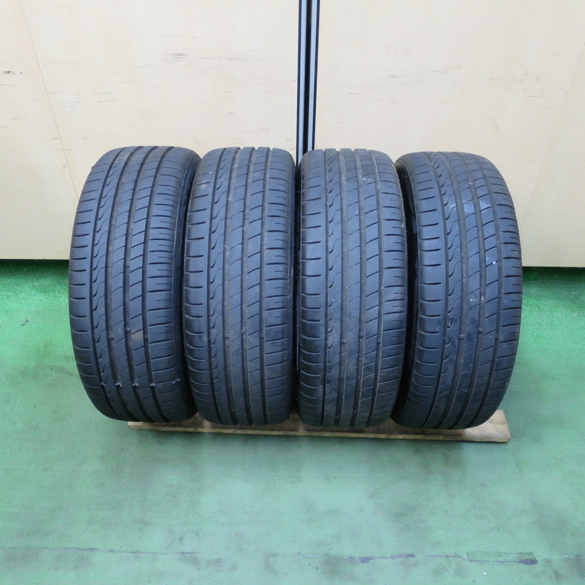 バリ溝！22年！キレイ！9分★プリウス 等 215/45R17 ミネルバ ラジアル F205 Verthandi ヴェルザンディ ヴェルサンディ 17インチ PCD100/5H★5081902TTノ