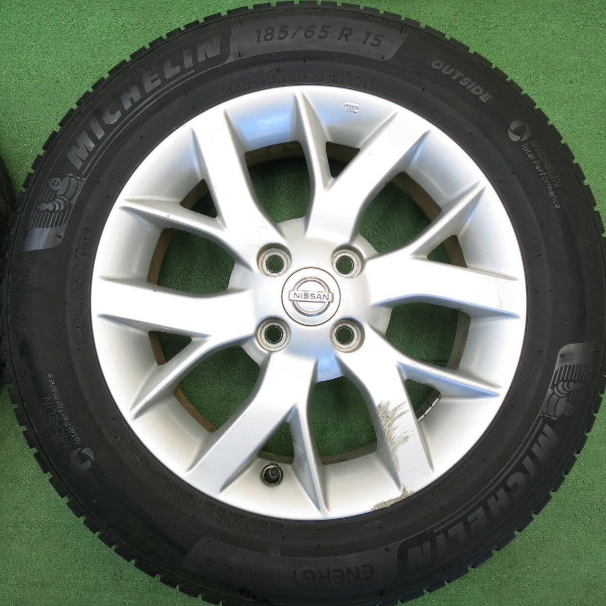 バリ溝！23年！8.5分★日産 ノート e-power 純正 185/65R15 ミシュラン エナジーセイバー4 15インチ PCD100/4H★6041104HAノ