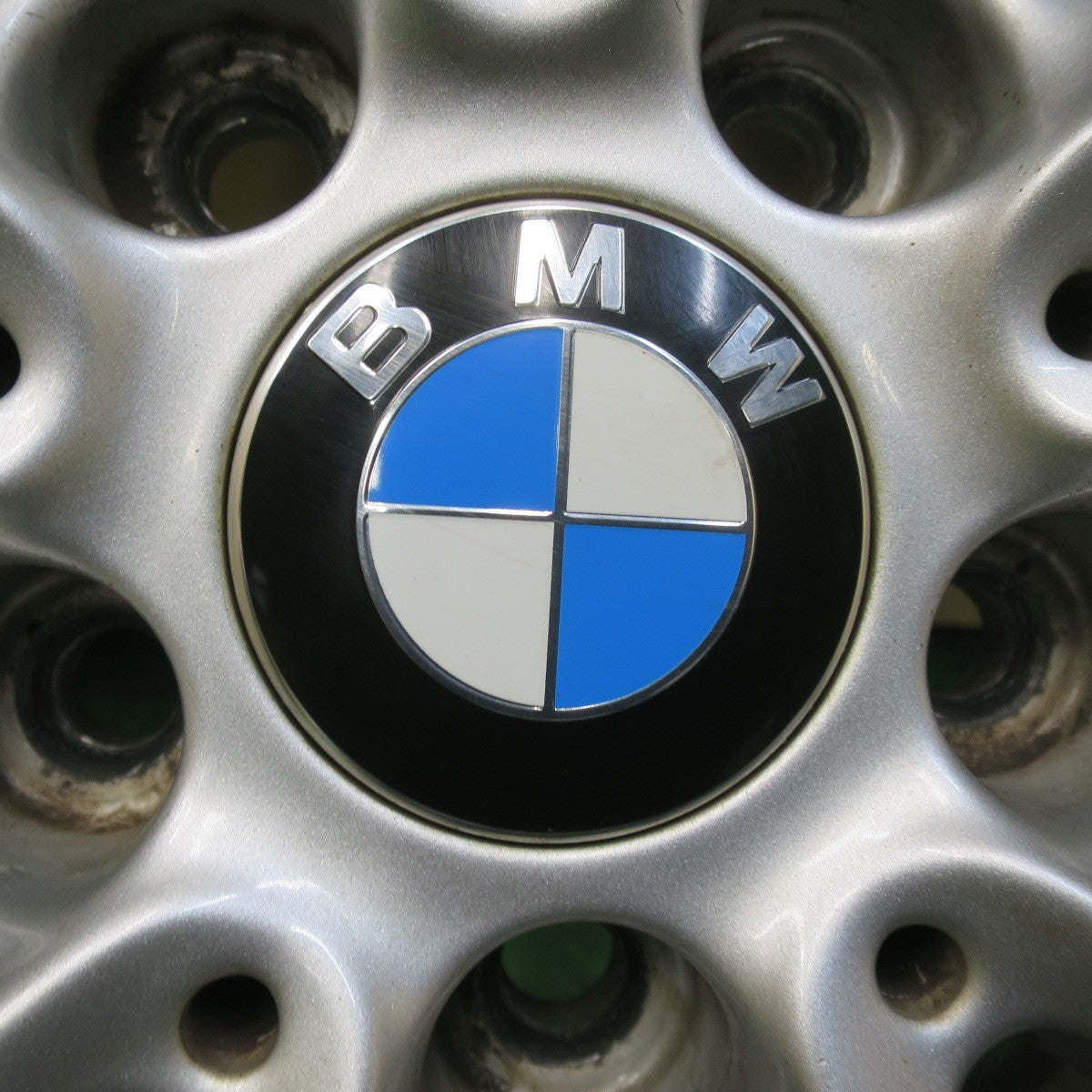 4本価格！21年★BMW 3シリーズ F30 F31 純正 205/60R16 スタッドレス ピレリ アイスアシンメトリコ プラス 16インチ PCD120/5H★5120402イス
