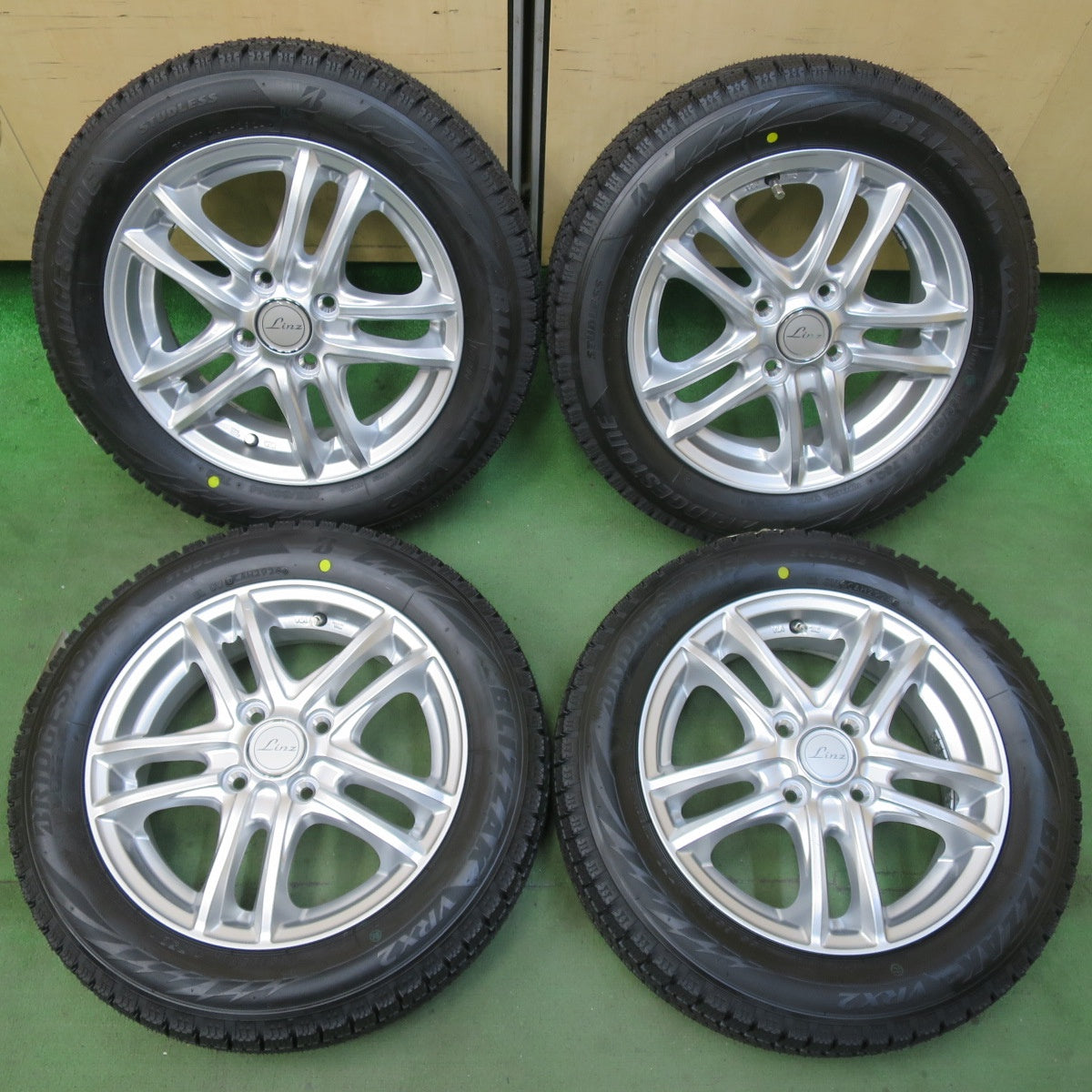 未使用！24年★スタッドレス 155/65R14 ブリヂストン ブリザック VRX2 Linz 社外 アルミ 14インチ PCD100/4H★5110504イス