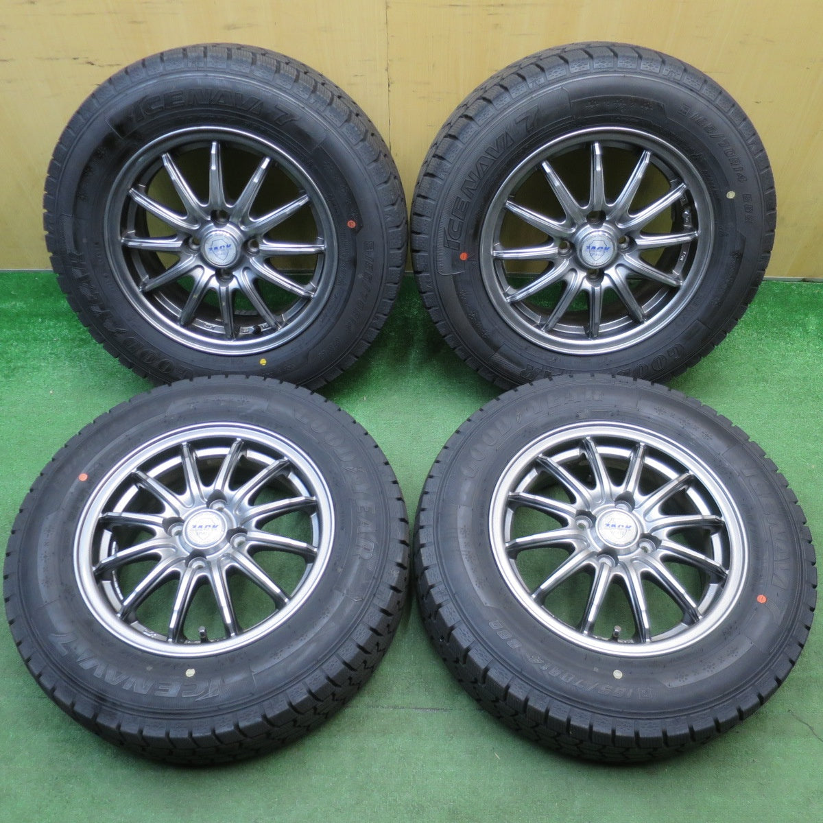 ほぼ未使用！23年！キレイ★スタッドレス 185/70R14 グッドイヤー アイスナビ7 ZACK JP-812 MONZA ザック 14インチ PCD100/4H★6032602NJノ