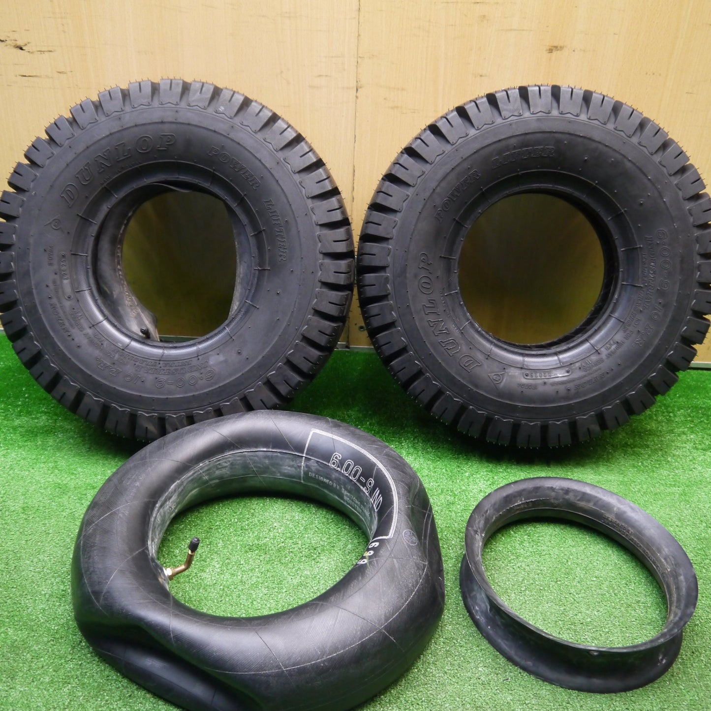 未使用！25年！付属品付き！2本★フォークリフト タイヤ 6.00-9 10PR ダンロップ POWER LIFTER パワー リフター★5102409Hノタ