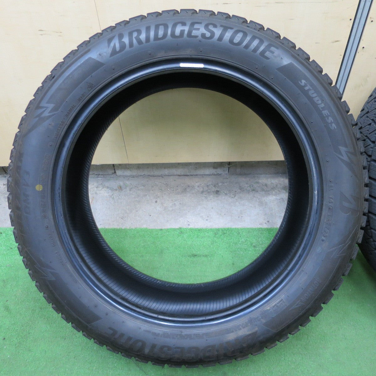 バリ溝！23年！9.5分以上★スタッドレス 225/55R19 ブリヂストン ブリザック DM-V3 タイヤ 19インチ ハリアー クラウンクロスオーバー 等★6021602NGスタ